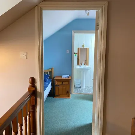 Remarkable 2-bed In Kerry Lisselton