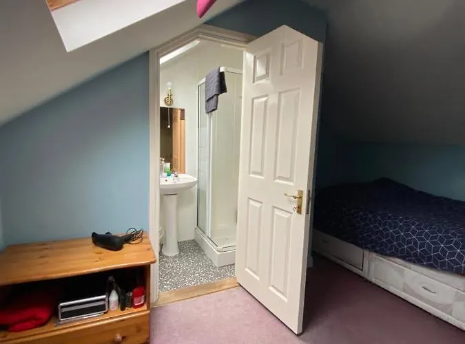 Remarkable 2-bed In Kerry Lisselton